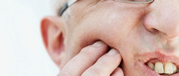 Mengobati sakit gigi secara alami dengan 12 obat tradisional pilihan