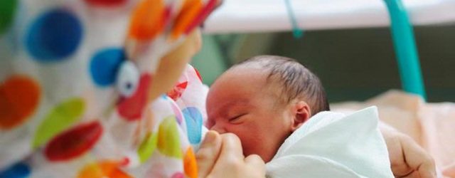 Salah Cara Menyusu Pengaruhi Kesehatan Gigi Anak