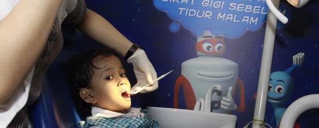 Perawatan Gigi Susu Pengaruhi Gigi Permanen
