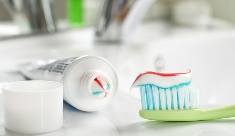 Mengenal arti kode warna pada kemasan pasta gigi, Sumber: dream.co.id
