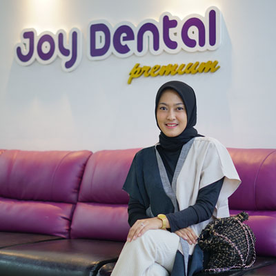 Meizda Indri perawatan gigi di Joy Dental