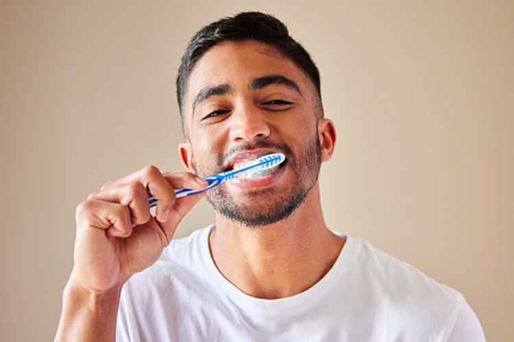 Sikat Gigi Sehari Sekali Apakah Cukup Untuk Kesehatan Gigi Joy Dental