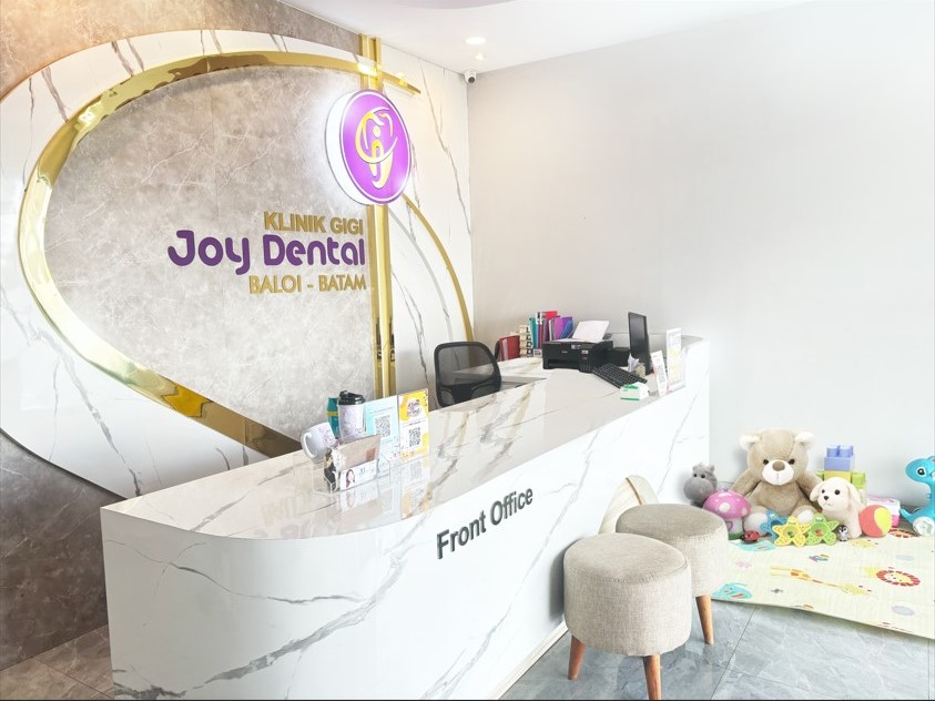 front office joy dental Batam