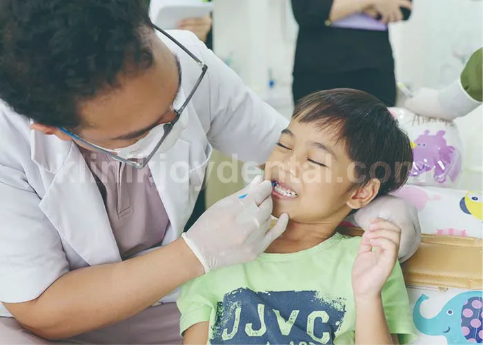 gigi susu tidak copot sampai dewasa